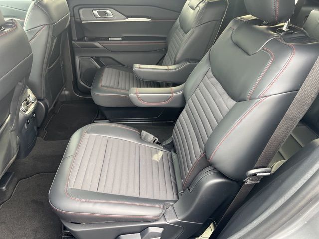 2026 Ford Explorer ST-Line:168467