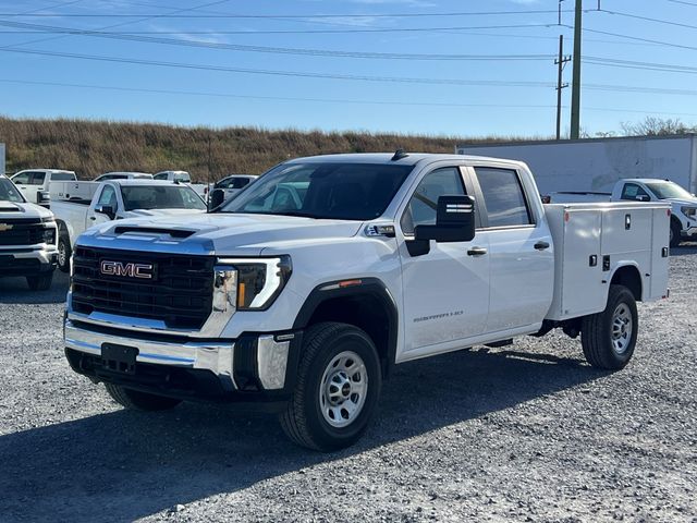 2024 GMC Sierra 3500HD Pro 2