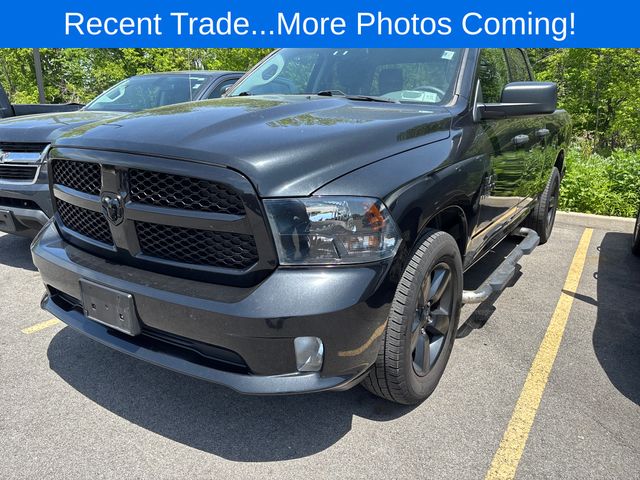 Brilliant Black Crystal Pearlcoat 2019 RAM 1500 Classic Express Quad Cab 4WD Pickup Truck Four-Wheel Drive 8-Speed Automatic