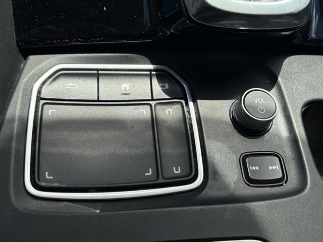 used 2023 Acura MDX car, priced at $41,999