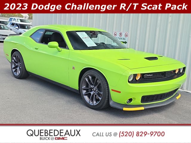 Green (Sublime Metallic) 2023 Dodge Challenger Coupe Rear-Wheel Drive 8-Speed Automatic