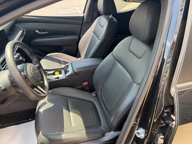 2025 Hyundai Santa Cruz SEL Black at Auto Express Mitsubishi