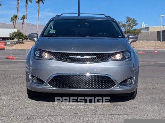 2019 Chrysler Pacifica Touring L 3