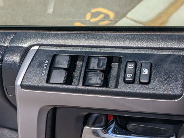2019 Toyota 4Runner - Image 12