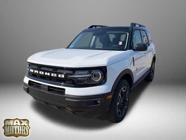 2024 Ford Bronco Sport Outer Banks 3