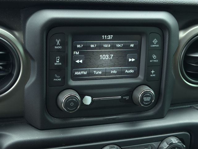Used 2019 Green Jeep Unlimited Sport image 24