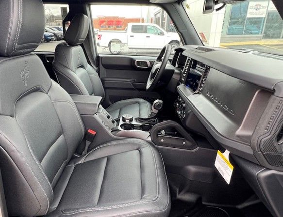 New 2025 Gray Ford Badlands image 19