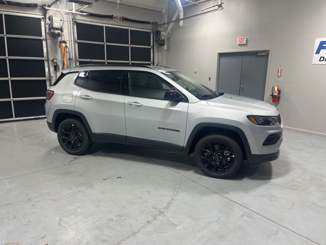 2026 Jeep Compass Latitude 4WD