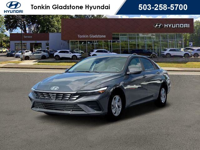 Ecotronic Gray 2026 Hyundai Elantra SE FWD Sedan Front-Wheel Drive Continuously Variable Transmission