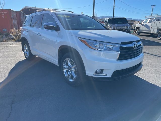 2015 Toyota Highlander Limited 29