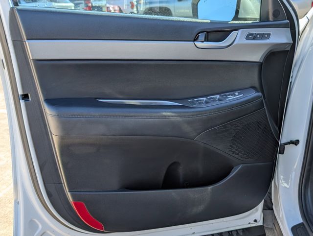 Used 2021 White Hyundai SEL image 10