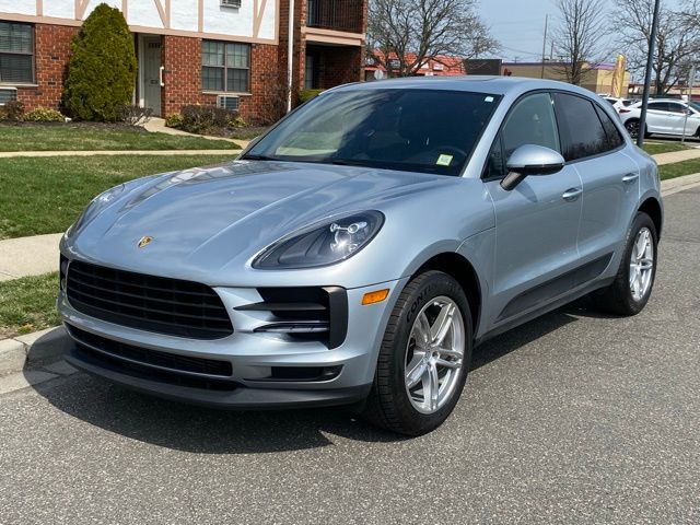 Silver 2019 Porsche Macan AWD SUV / Crossover All-Wheel Drive 7-Speed Automatic