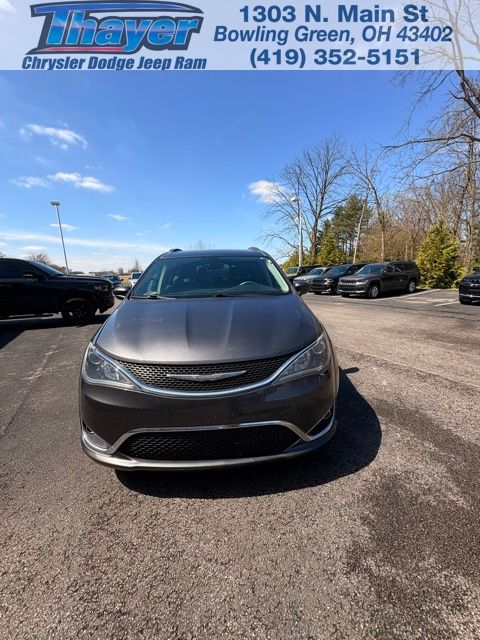 Used 2017 Chrysler Pacifica Touring L Plus 4D Passenger Van