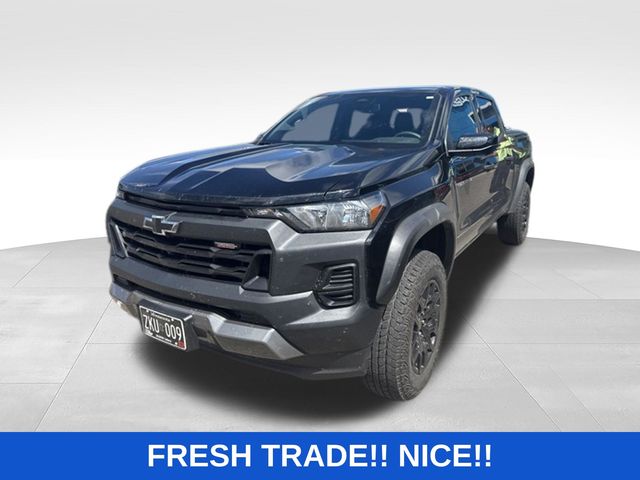 Black 2024 Chevrolet Colorado Pickup Truck Four-Wheel Drive 8-Speed Automatic