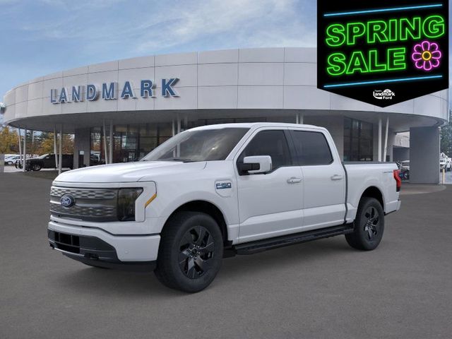 Oxford White 2025 Ford F-150 Lightning Lariat SuperCrew AWD Pickup Truck All-Wheel Drive Automatic