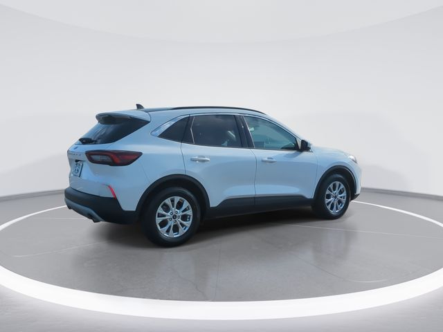 Used 2024 Oxford White Ford Active image 8