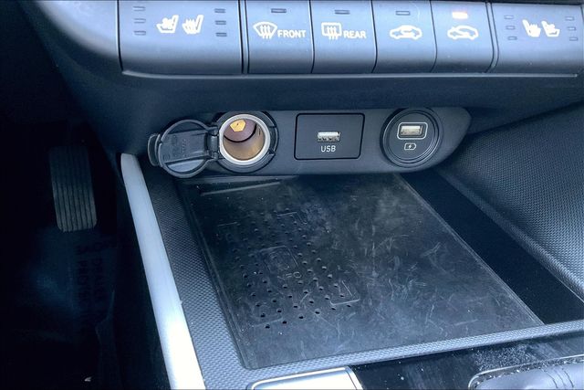 2022 Hyundai Elantra Hybrid Limited photo