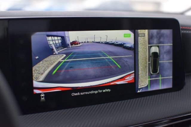 New 2025 Nissan Kicks SR