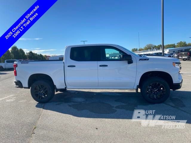 2025 Chevrolet Silverado 1500 LT Trail Boss 6