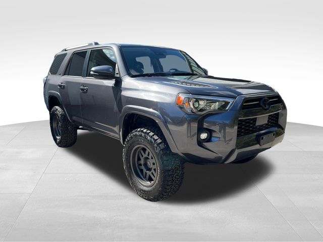 2022 Toyota 4Runner SR5 Premium 2