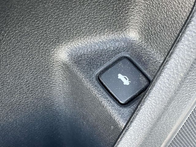 2019 Platinum White Pearl Honda Civic Sport FWD Sedan