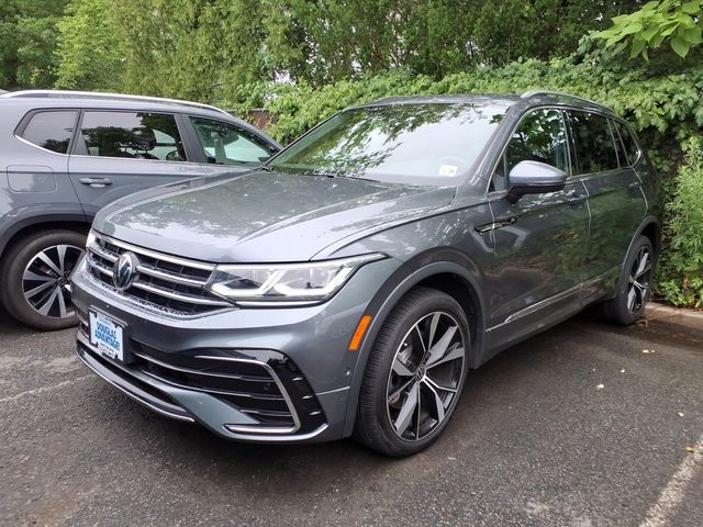 2024 Volkswagen Tiguan - Image 2