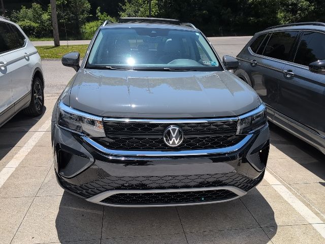 2023 Volkswagen Taos 1.5T SE Gray at Sutliff Volkswagen