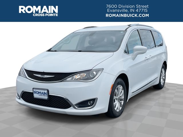  2017 Chrysler Pacifica Touring L Plus FWD   