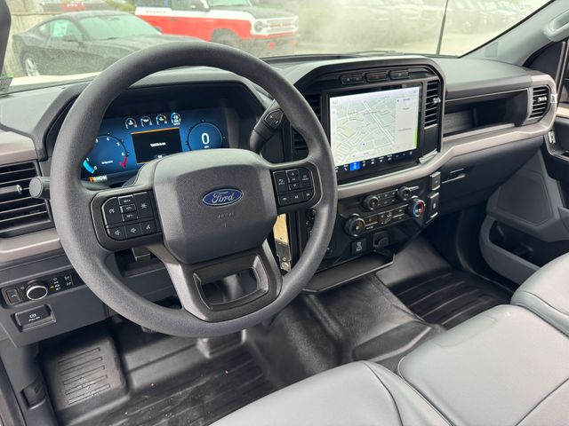 View vehicle photo 3