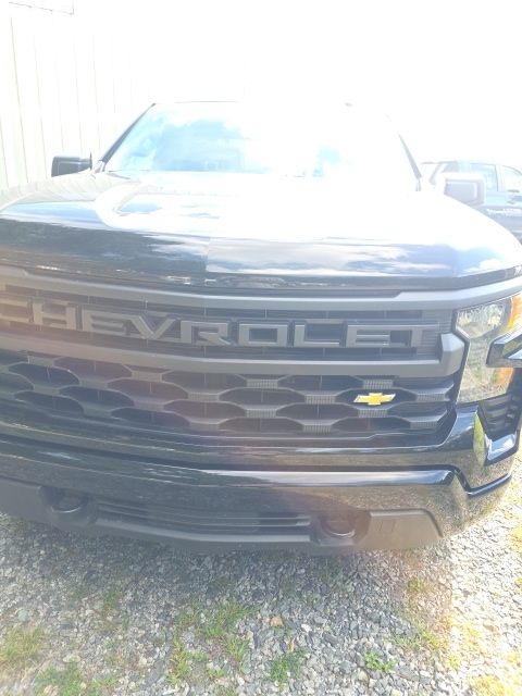 Used 2026 Black Chevrolet Custom image 2