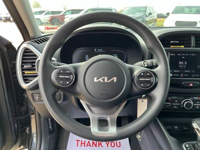 2023 Kia Soul LX 20