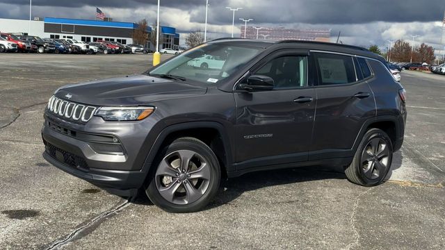 2022 Jeep Compass Latitude Lux 4