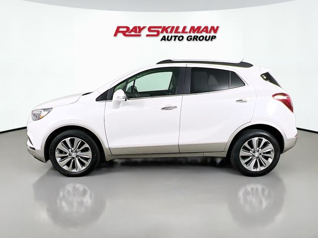 Used 2019 White Buick Preferred image 4