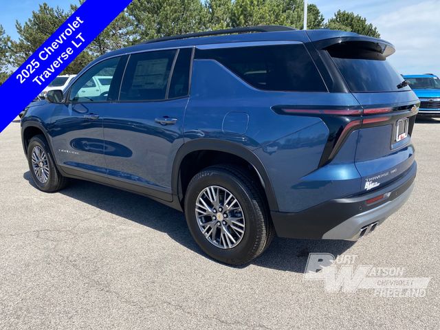 2025 Chevrolet Traverse LT photo