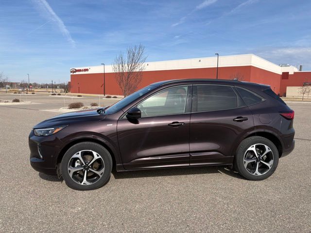 2023 Ford Escape ST-Line Elite