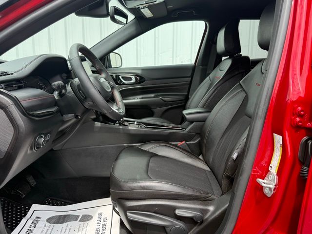 used 2025 Jeep Compass car, priced at $24,097