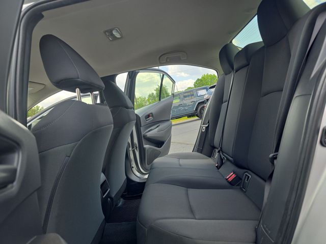 Used 2022 Silver Toyota LE image 15