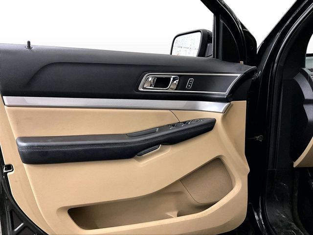 2017 Ford Explorer XLT Black at Subaru and VW of Moon Township