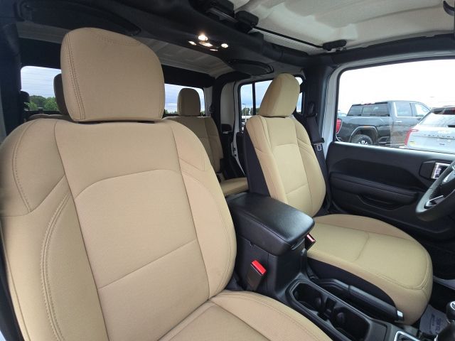 2023 Jeep Gladiator Sport S:46141A