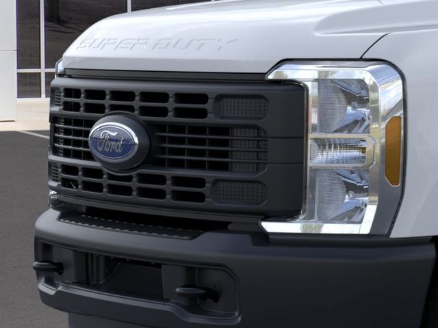 2025 Ford F-350SD XL:SEC41129