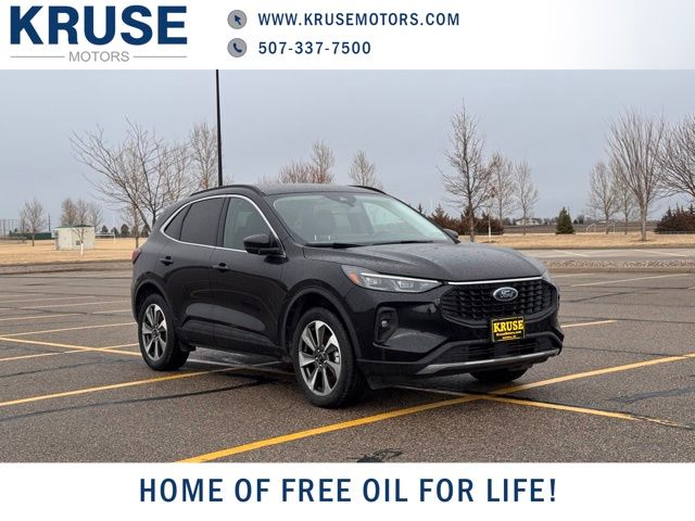 2025 Ford Escape Platinum