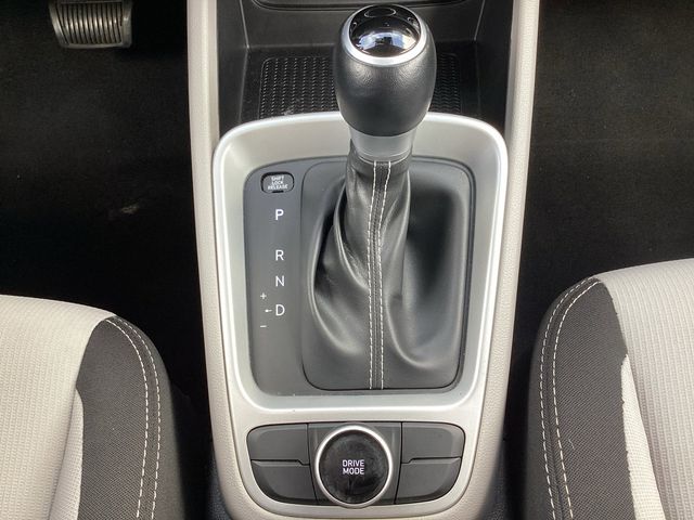 Used Car 2025 Hyundai Venue  Sel For Sale Under $20,000 In San Antonio, Texas