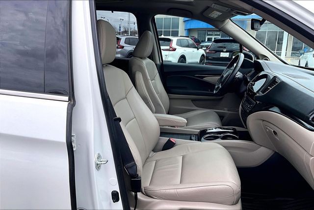 Used 2021 Honda Pilot Touring 4D Sport Utility