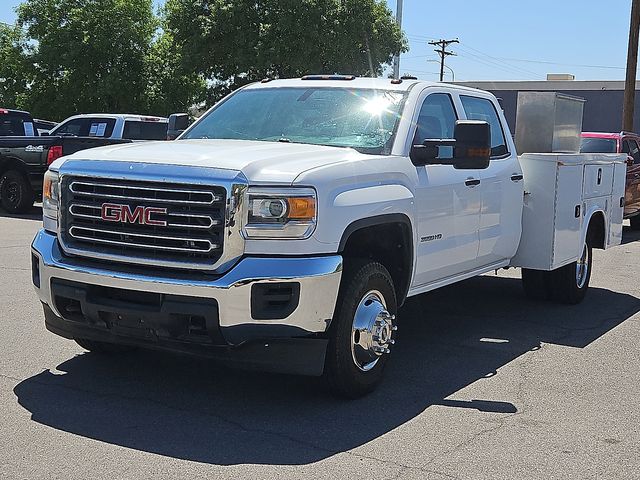 Summit White 2015 GMC Sierra 3500HD Pickup Truck 4X2 6-Speed Automatic