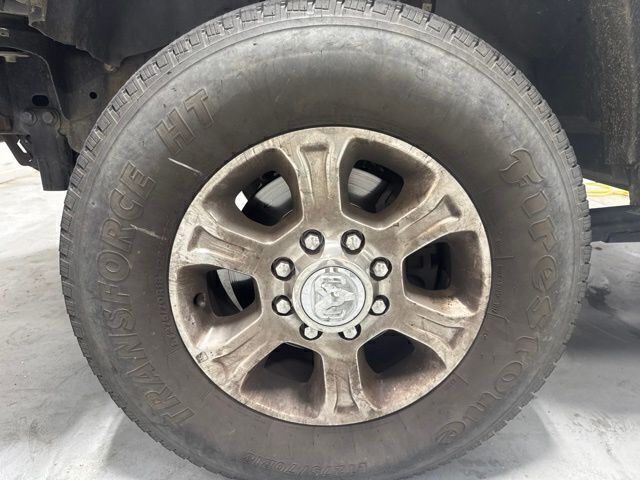 Used 2017 Silver Ram SLT image 12