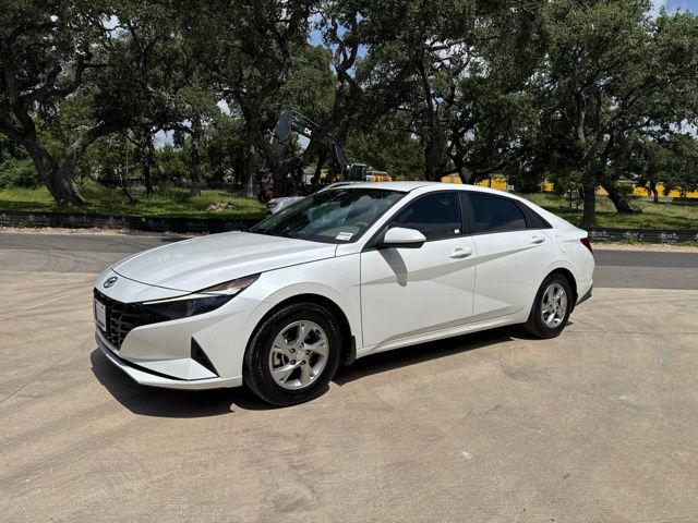 Quartz White 2022 Hyundai Elantra Sedan Front-Wheel Drive Continuously Variable Transmission