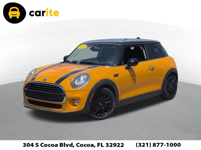 2018 MINI Cooper's photo