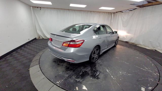 2017 – Honda – Accord