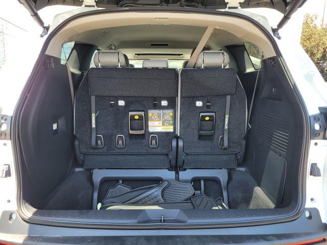 Used 2025 Toyota Sienna Van