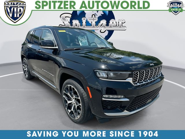 Diamond Black Crystal Pearlcoat 2022 Jeep Grand Cherokee SUV / Crossover Four-Wheel Drive 8-Speed Automatic